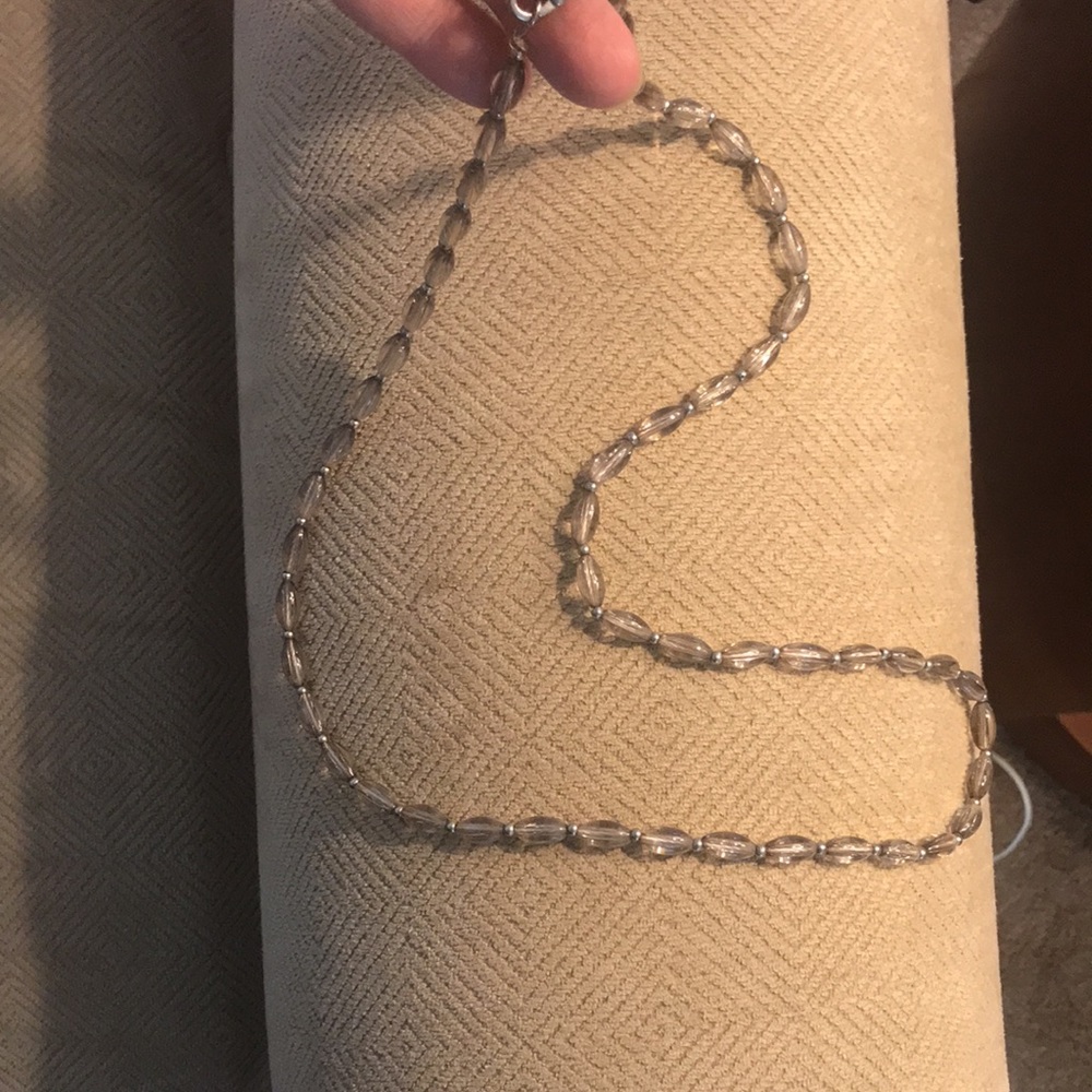 AE Gorgeous Glass Look Beaded Necklace - Picture 4 of 9